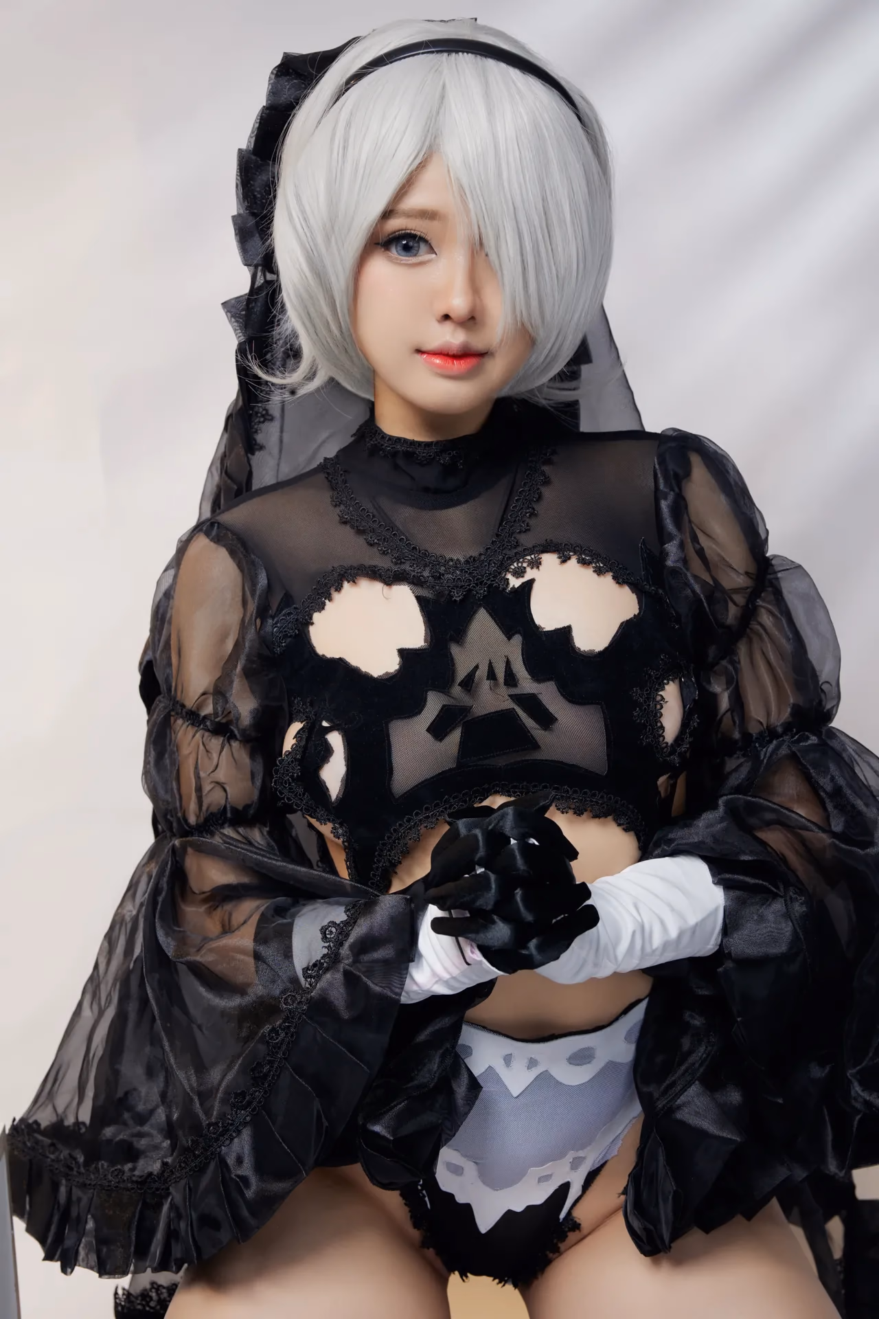 Higashi as 2B — cosplay photo 14 of 15