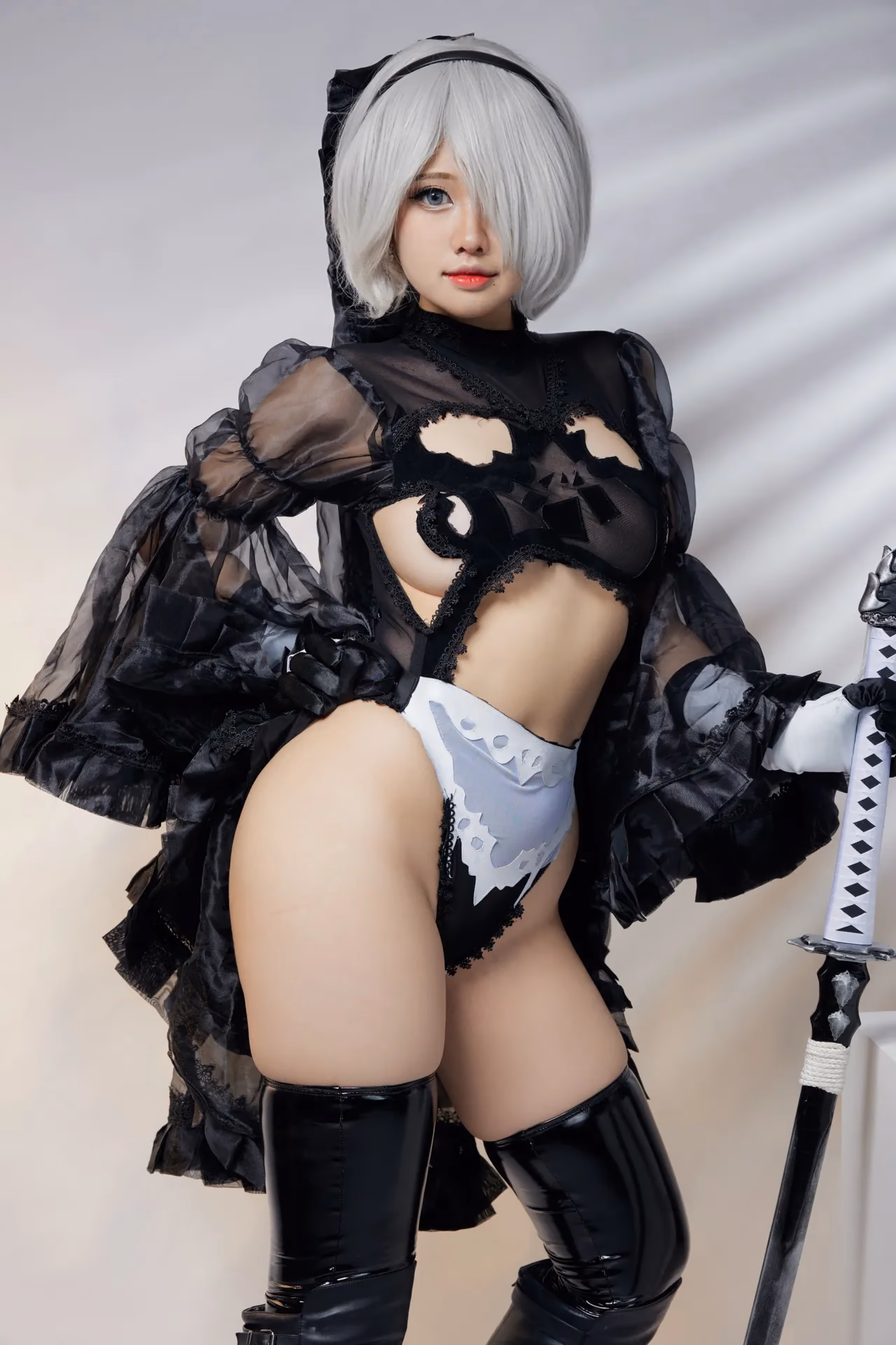 Higashi as 2B — cosplay photo 6 of 15