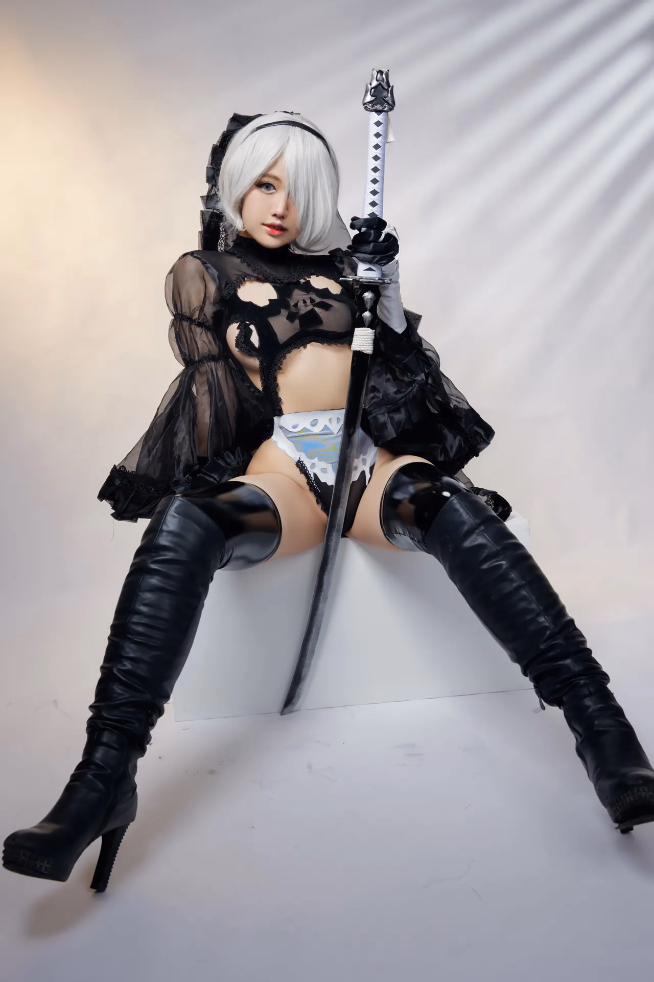 Higashi as 2B — cosplay photo 9 of 15