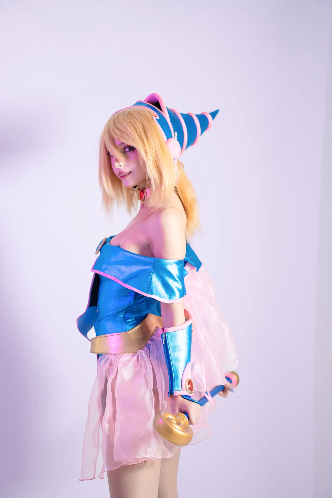 Himee.lily as Dark Magician Girl — cosplay photo 12 of 70