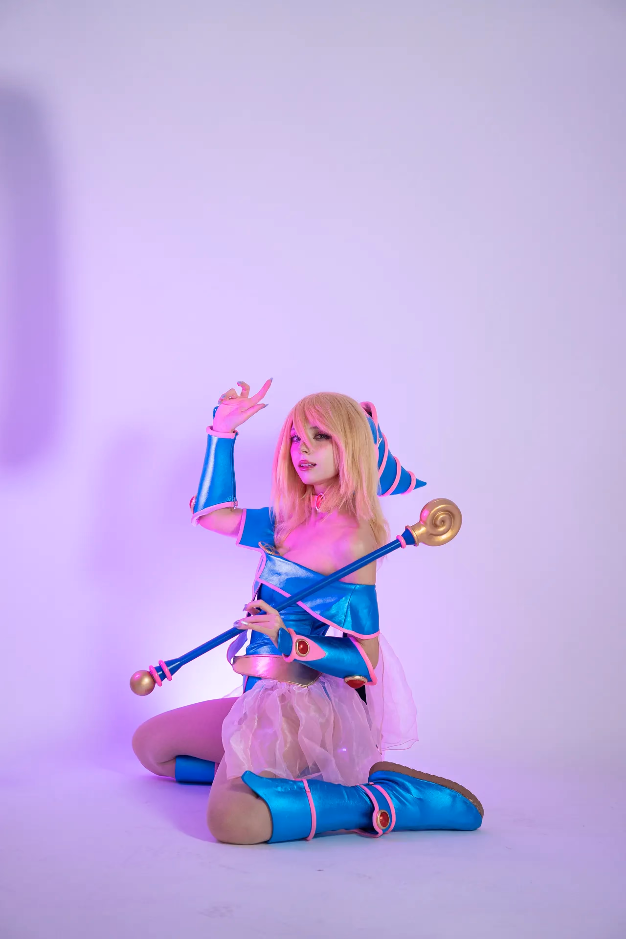 Himee.lily as Dark Magician Girl — cosplay photo 31 of 70