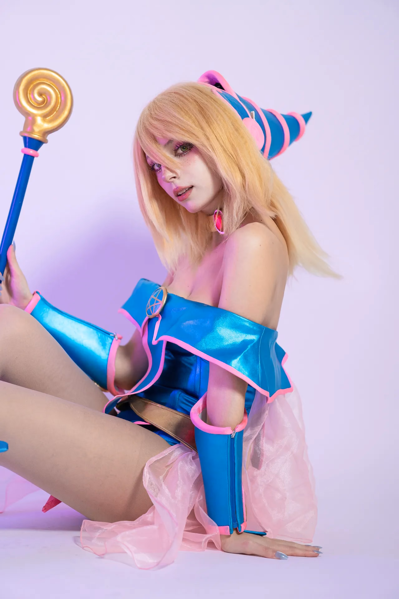 Himee.lily as Dark Magician Girl — cosplay photo 34 of 70