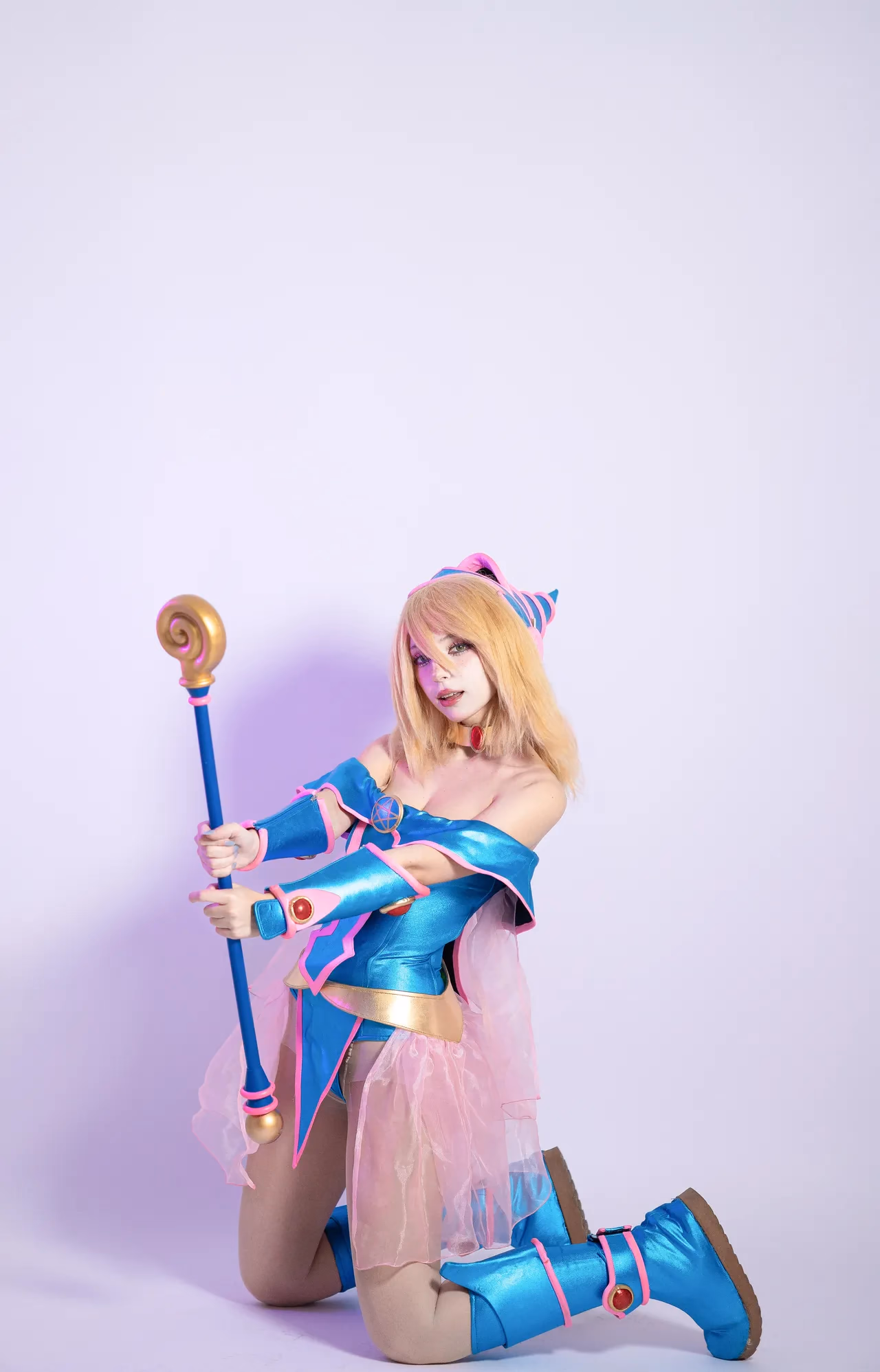 Himee.lily as Dark Magician Girl — cosplay photo 36 of 70