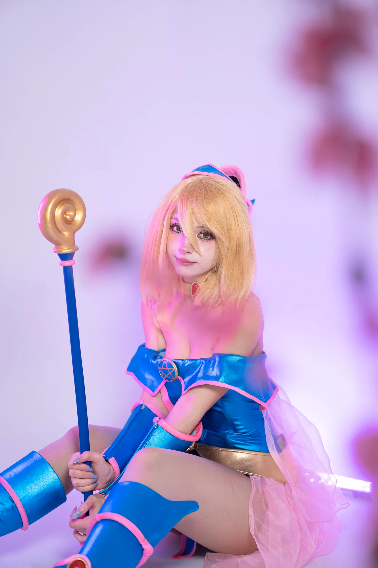 Himee.lily as Dark Magician Girl — cosplay photo 37 of 70