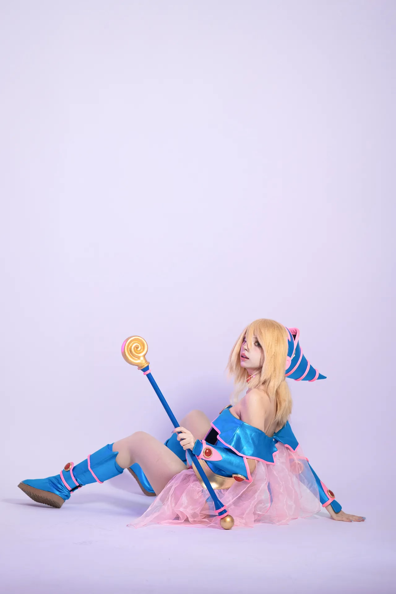 Himee.lily as Dark Magician Girl — cosplay photo 44 of 70