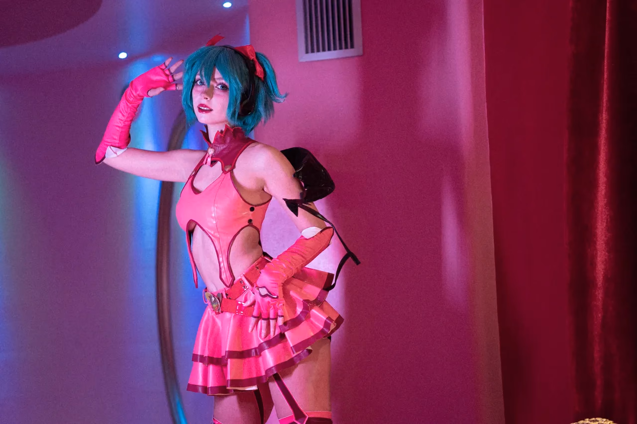 Himee.lily as Hatsune Miku — cosplay photo 18 of 50