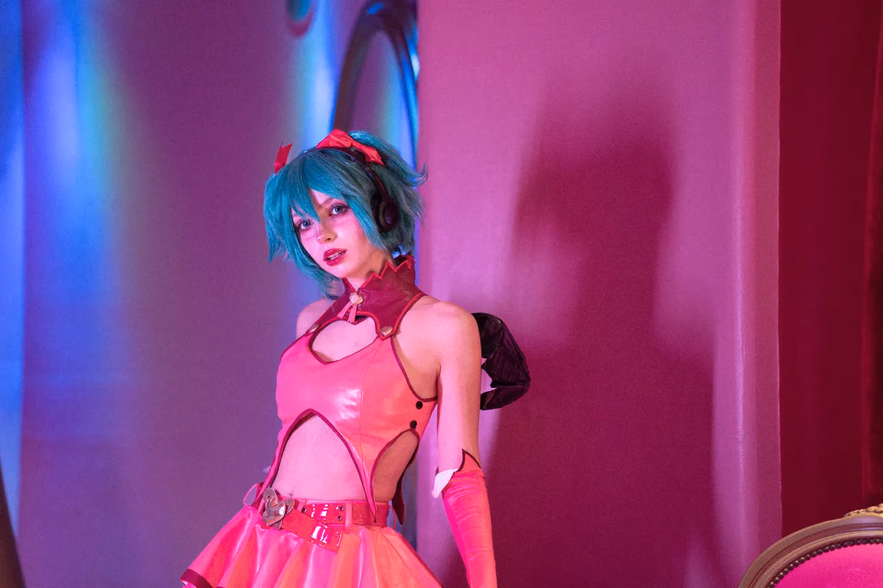 Himee.lily as Hatsune Miku — cosplay photo 33 of 50
