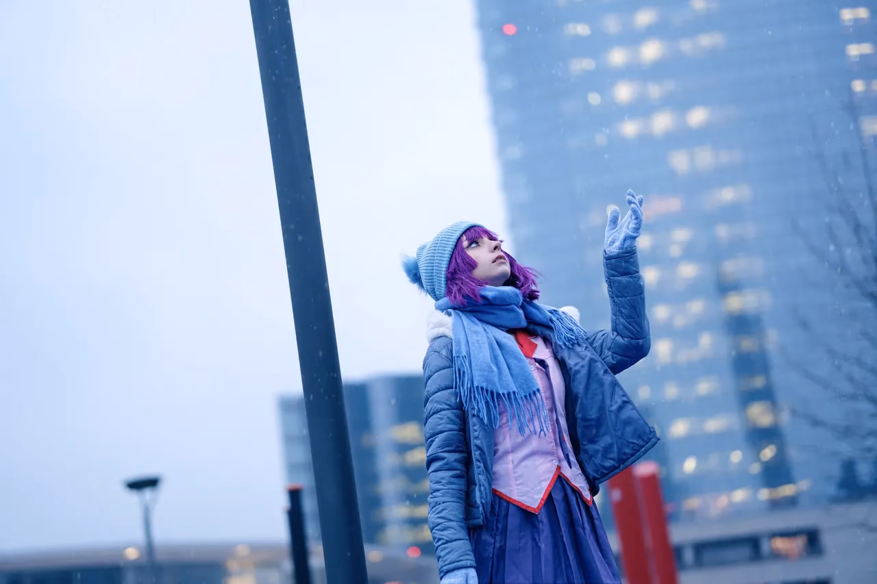 Himee.lily as Hitagi Senjougahara — cosplay photo 5 of 16