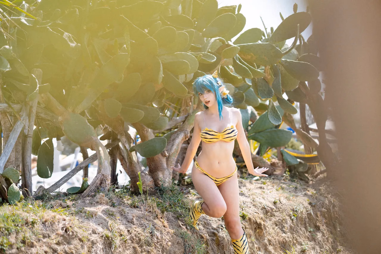 Himee.lily as Lum — cosplay photo 19 of 59