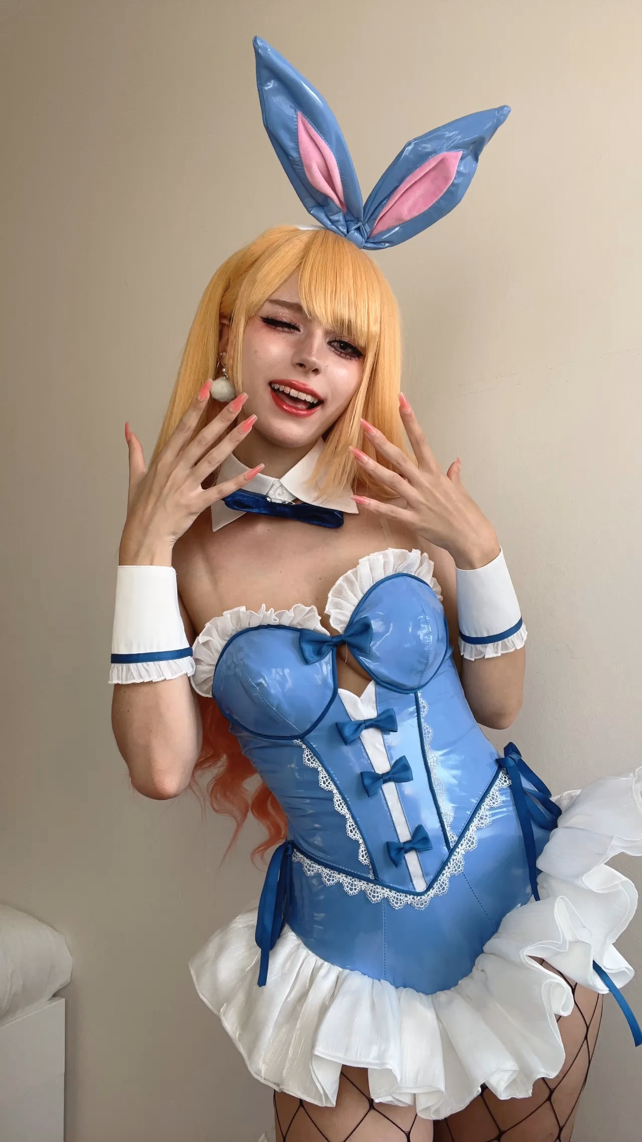 Himee.lily as Marin Kitagawa — cosplay photo 11 of 116