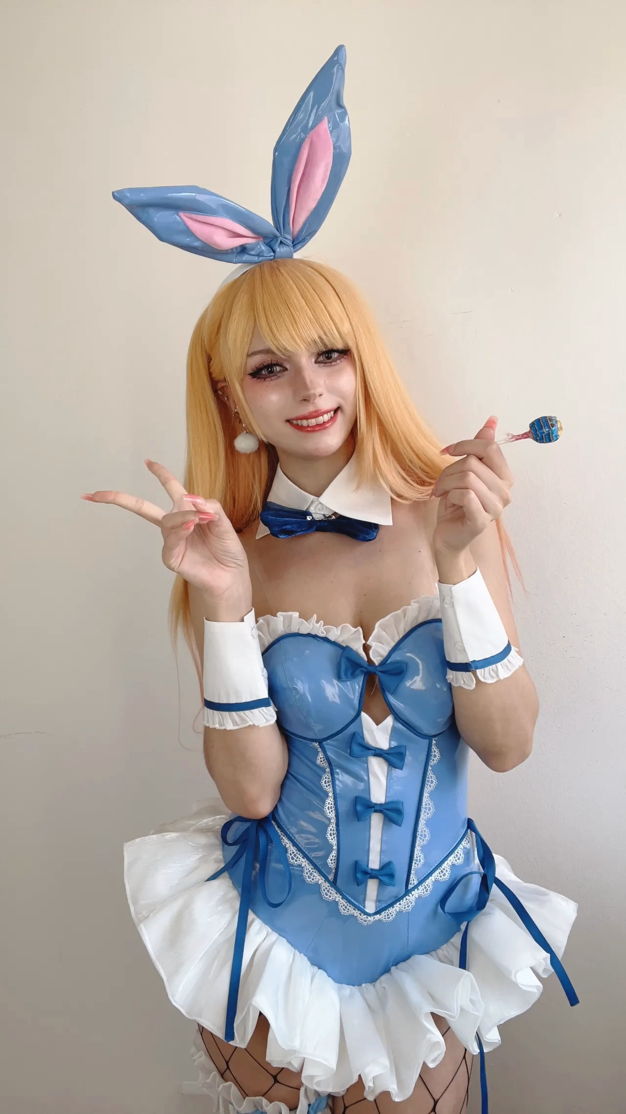 Himee.lily as Marin Kitagawa — cosplay photo 54 of 116
