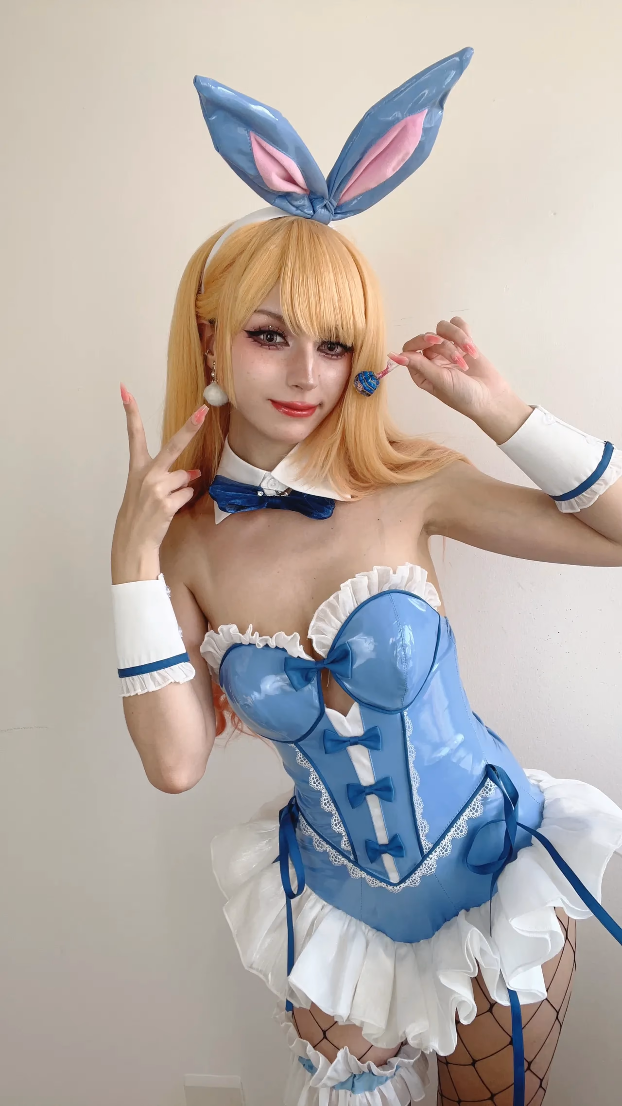 Himee.lily as Marin Kitagawa — cosplay photo 55 of 116