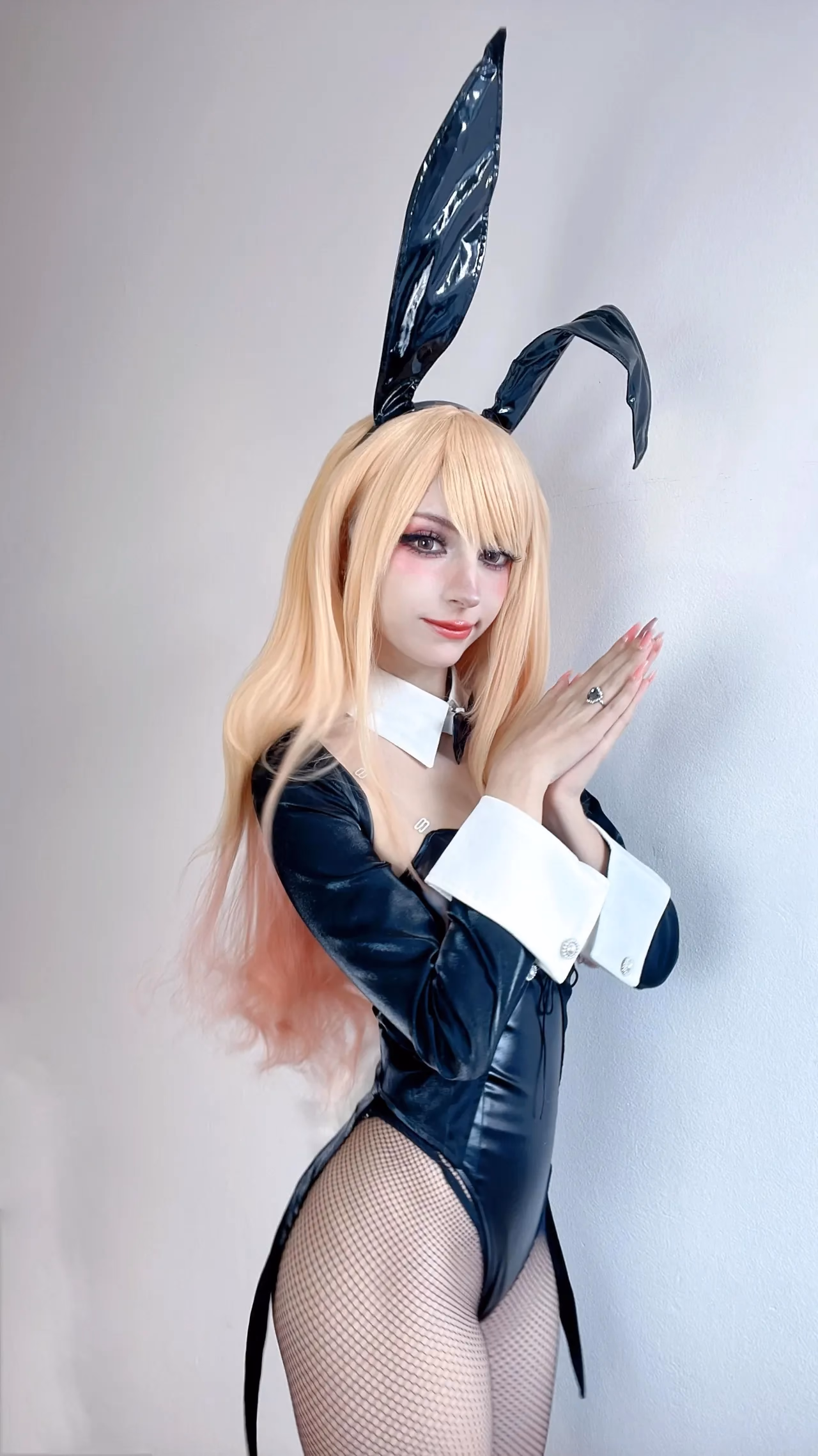 Himee.lily as Marin Kitagawa — cosplay photo 40 of 122