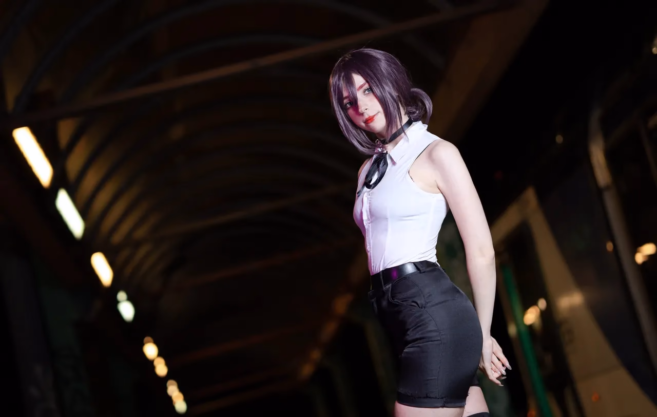 Himee.lily as Reze — cosplay photo 24 of 40