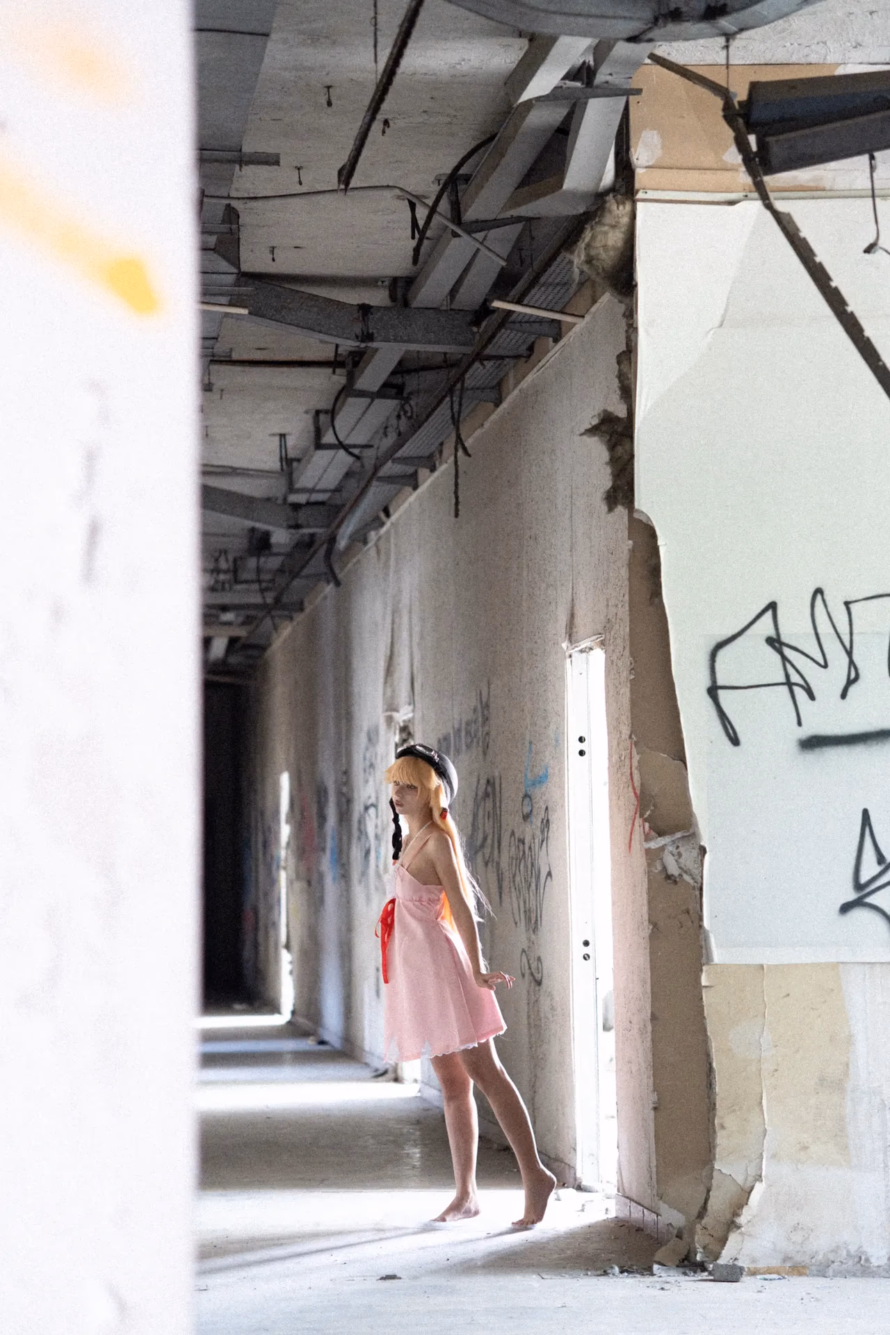 Himee.lily as Shinobu Oshino — cosplay photo 39 of 100