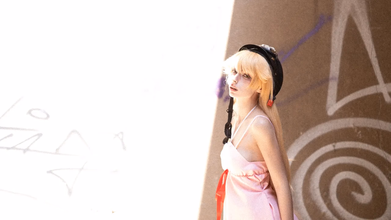 Himee.lily as Shinobu Oshino — cosplay photo 7 of 100