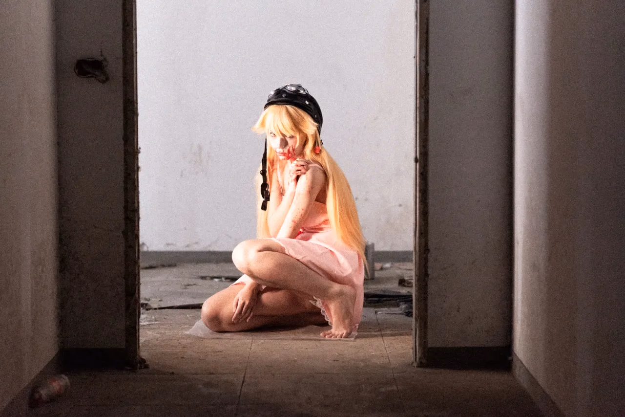 Himee.lily as Shinobu Oshino — cosplay photo 90 of 100