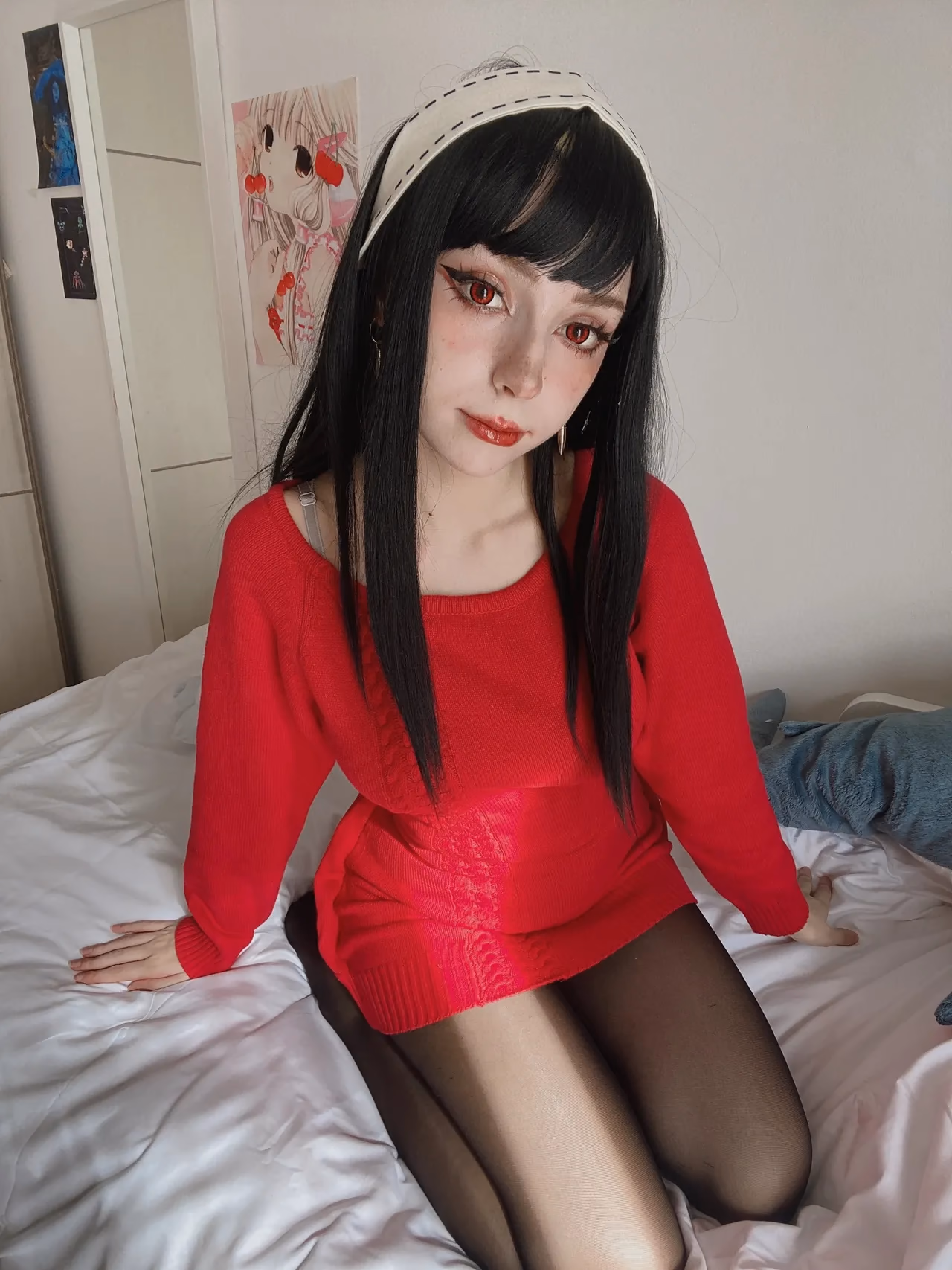 Himee.lily as Yor Forger — cosplay photo 19 of 95