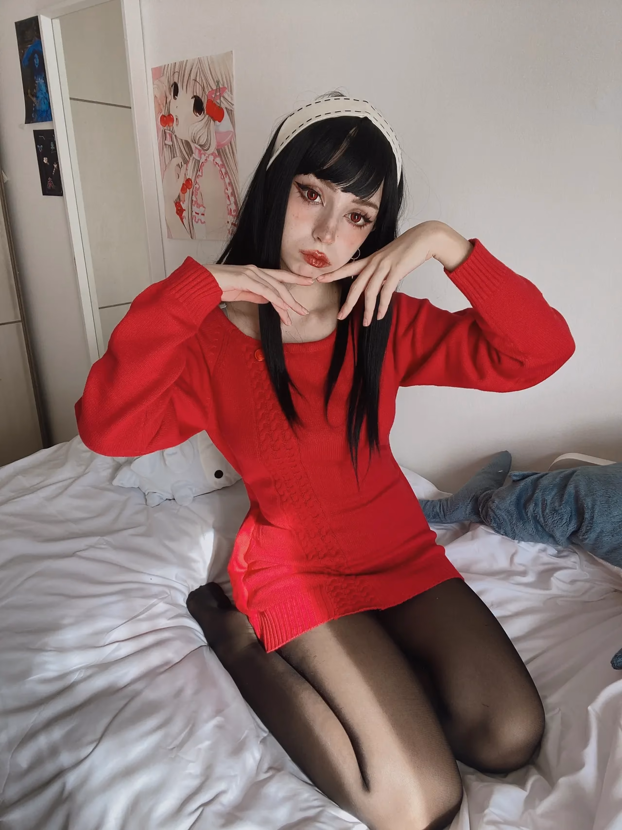 Himee.lily as Yor Forger — cosplay photo 20 of 95