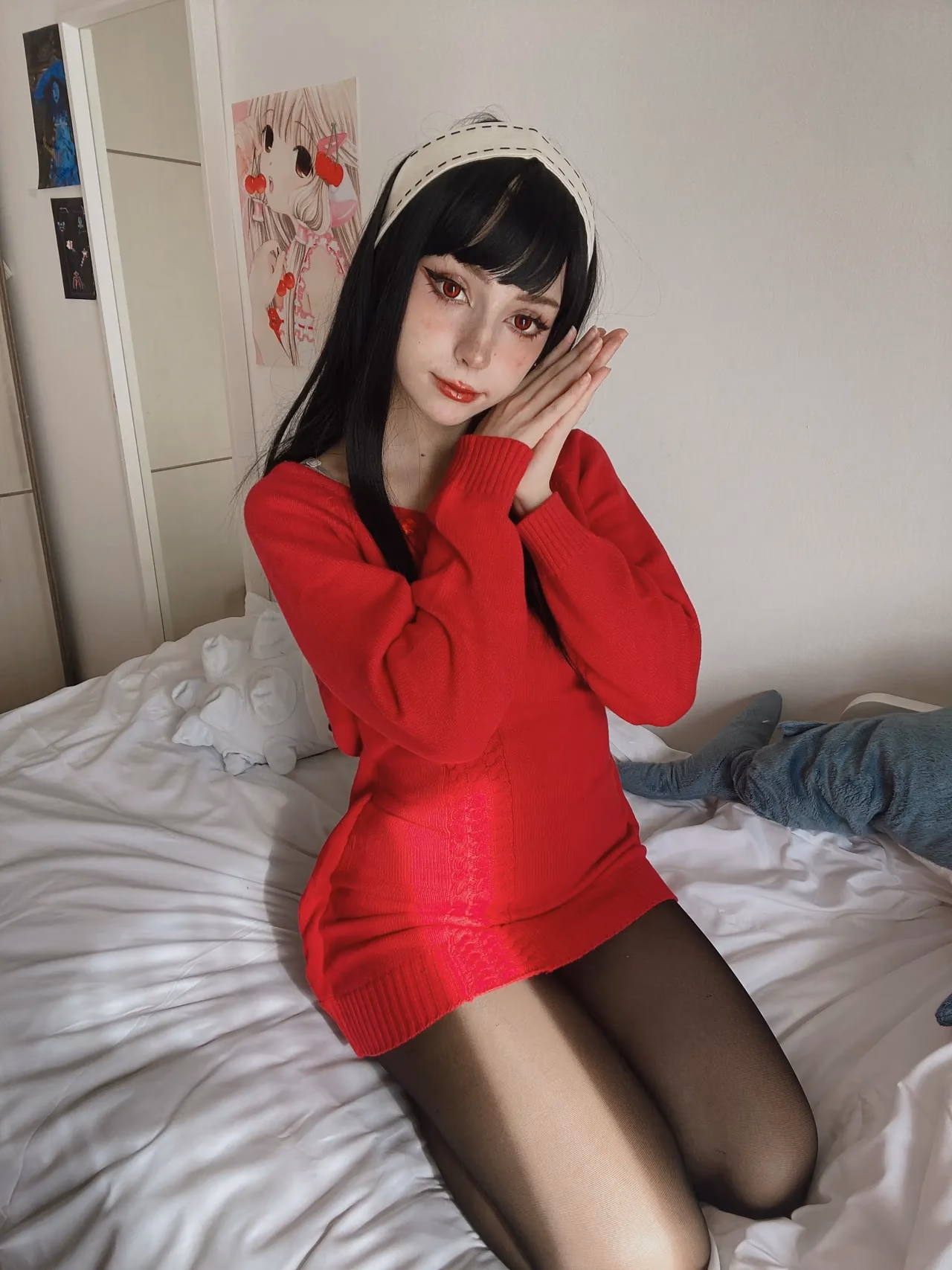 Himee.lily as Yor Forger — cosplay photo 21 of 95