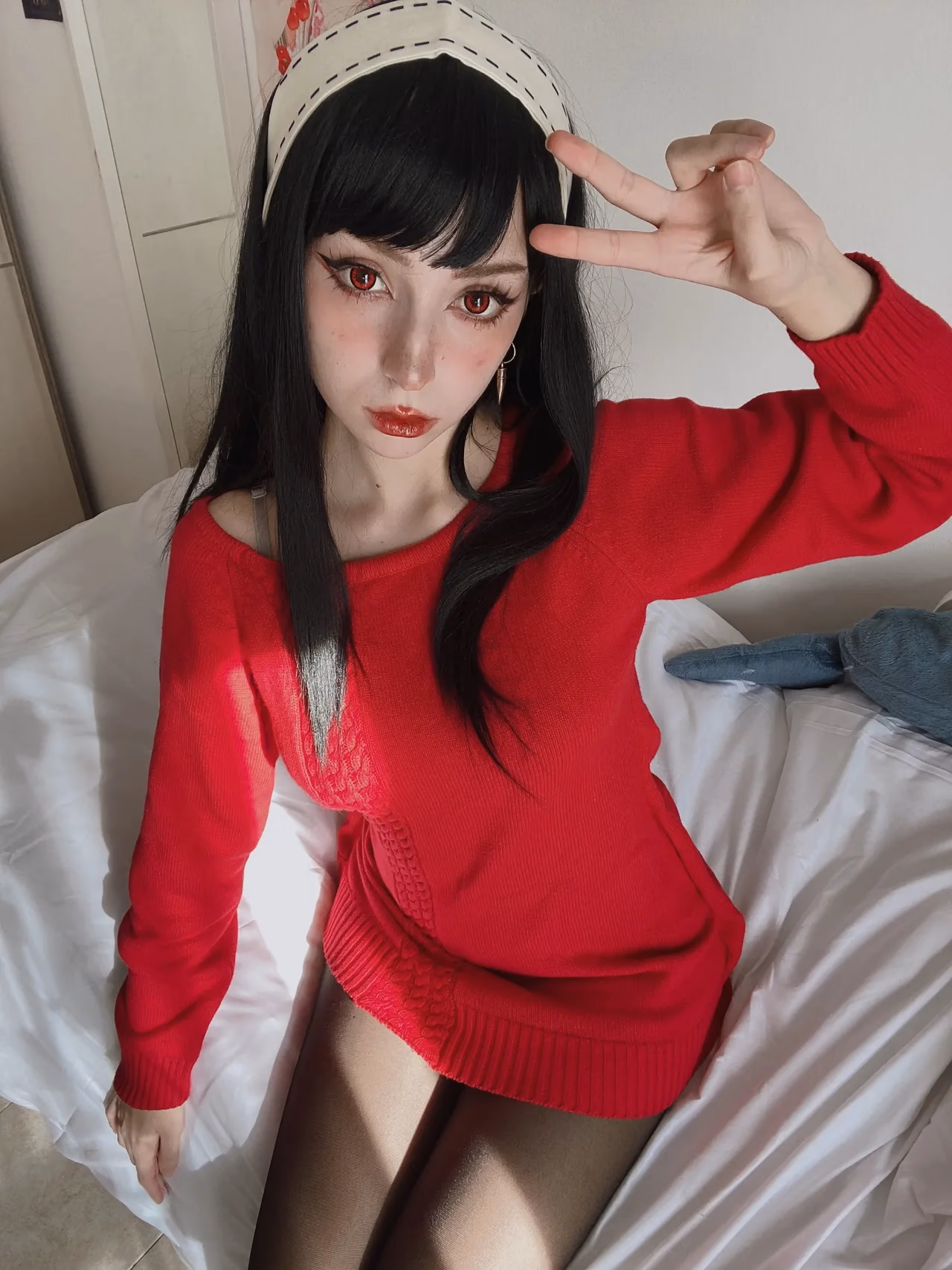 Himee.lily as Yor Forger — cosplay photo 41 of 95
