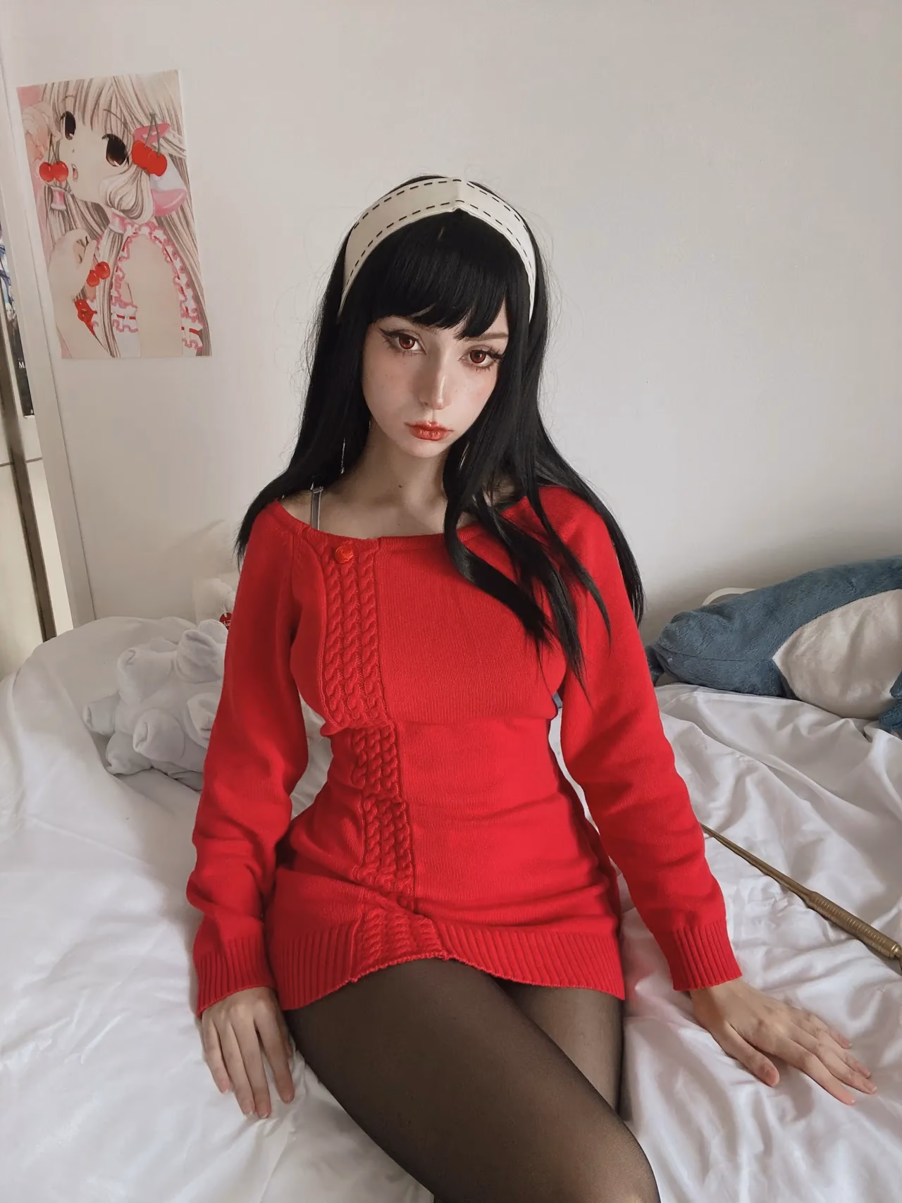 Himee.lily as Yor Forger — cosplay photo 49 of 95