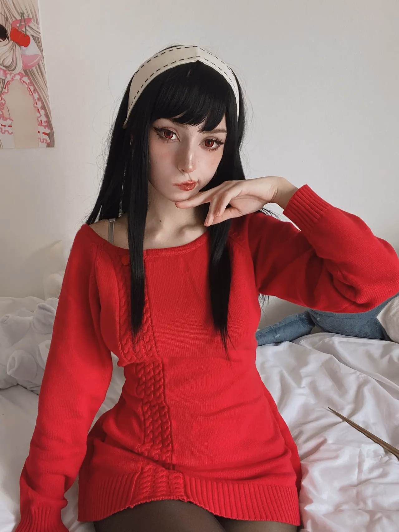 Himee.lily as Yor Forger — cosplay photo 50 of 95