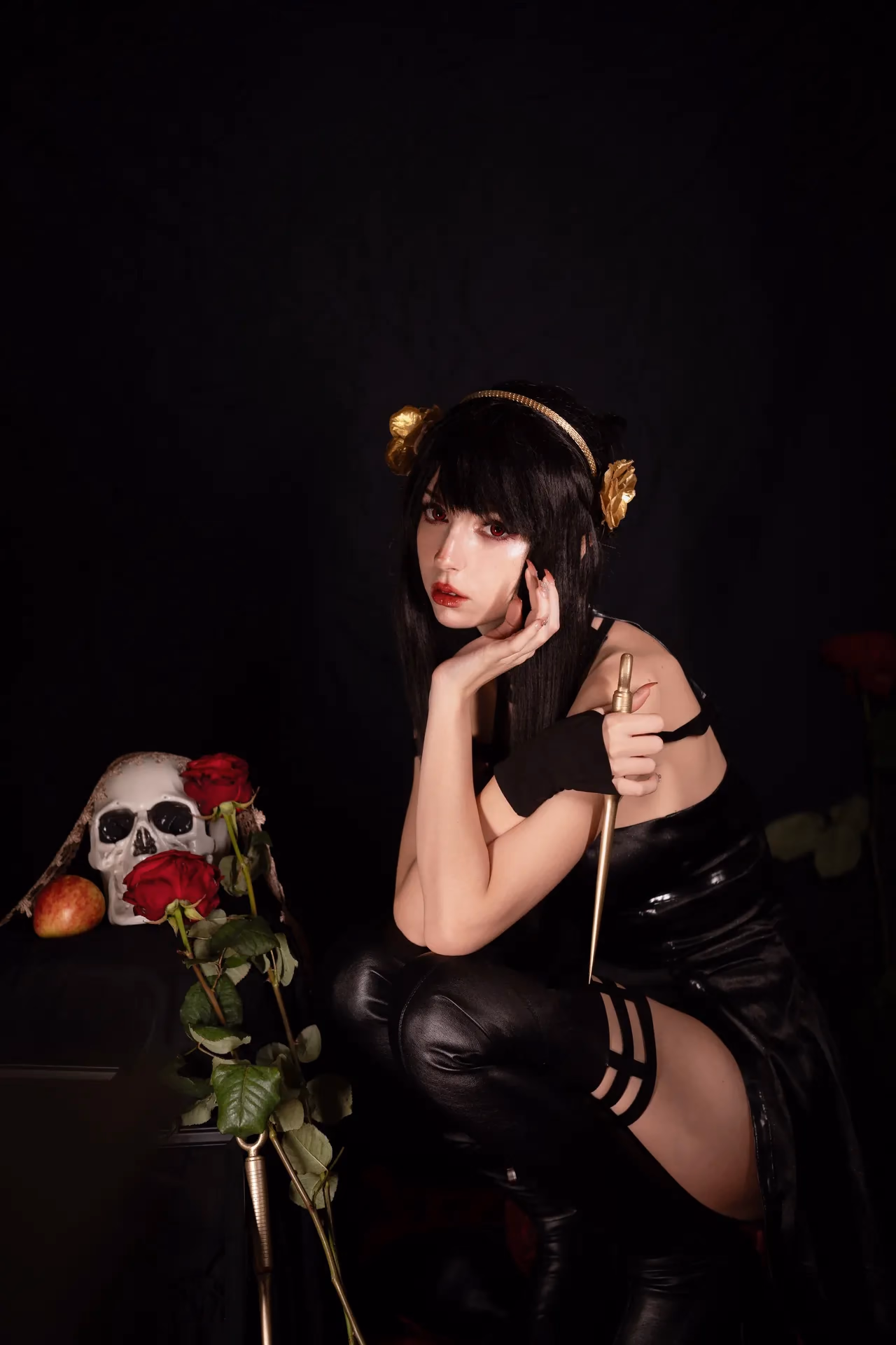 Himee.lily as Yor Forger — cosplay photo 10 of 50