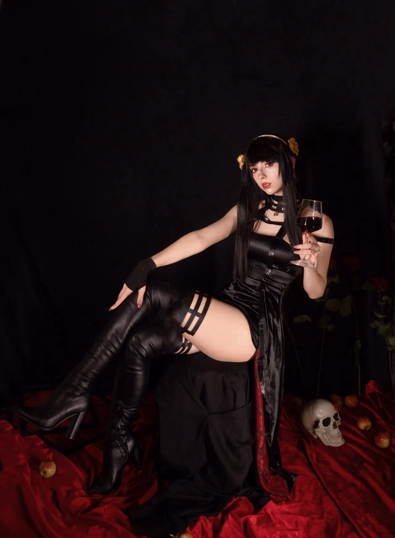 Himee.lily as Yor Forger — cosplay photo 31 of 50