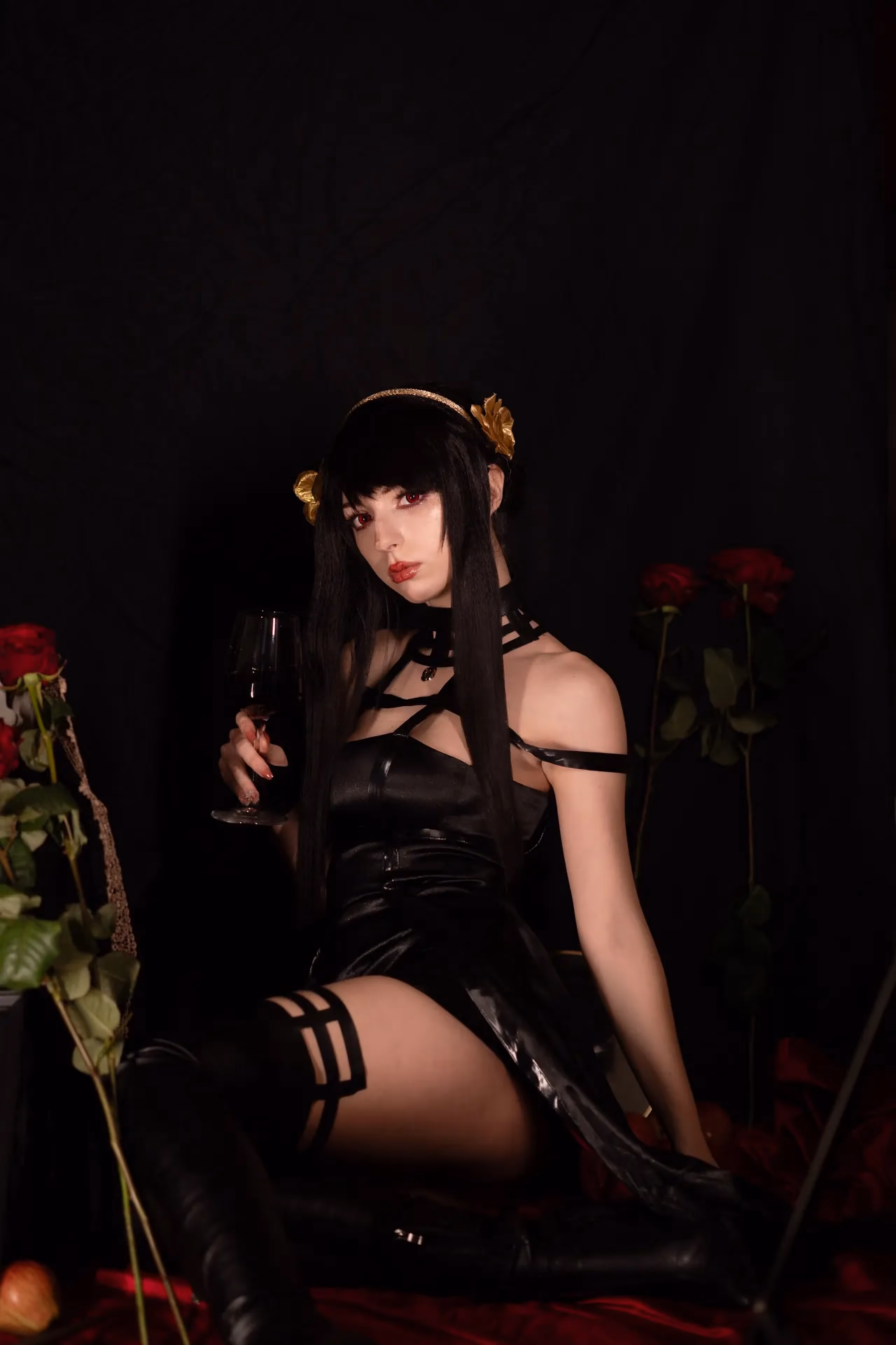 Himee.lily as Yor Forger — cosplay photo 48 of 50