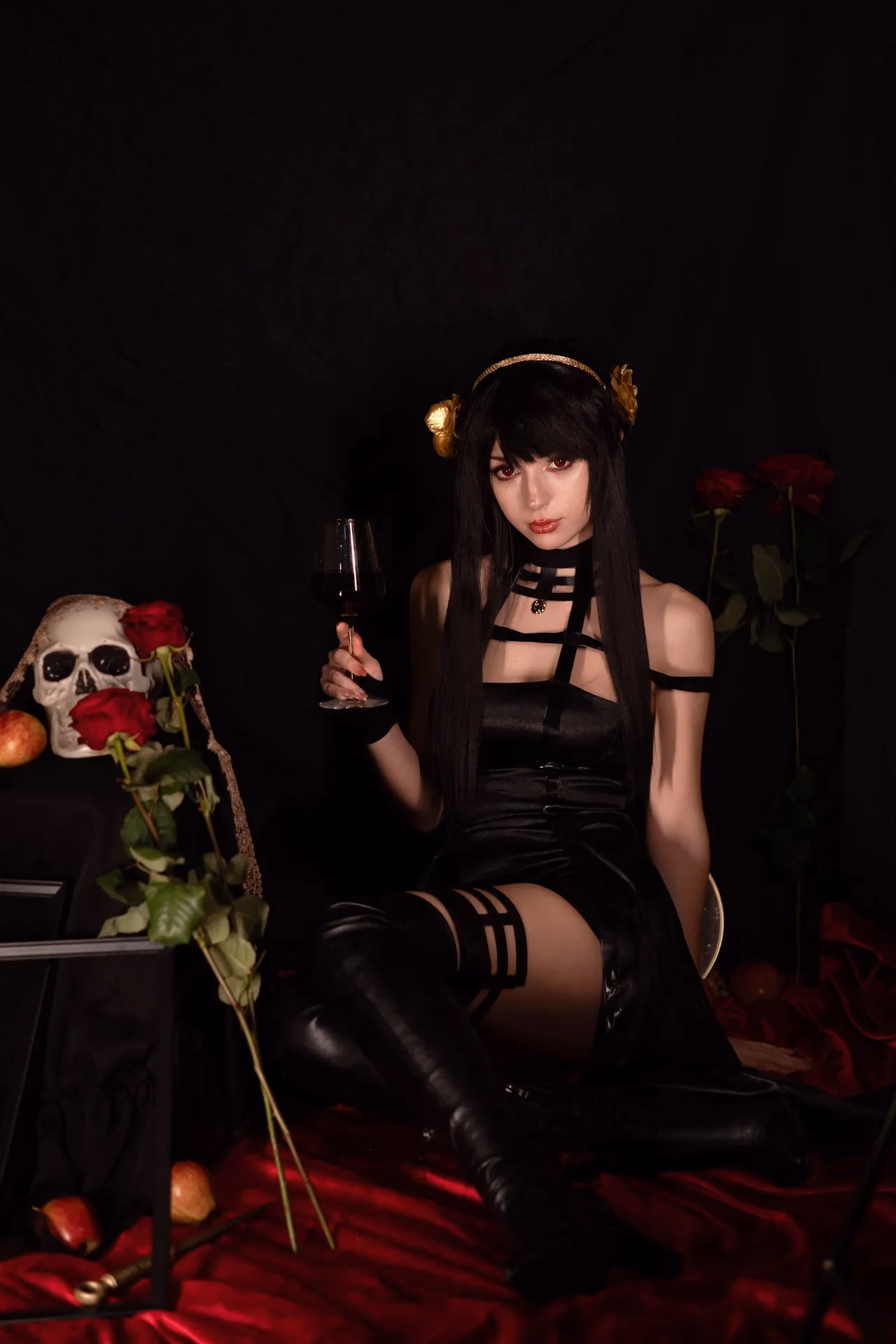 Himee.lily as Yor Forger — cosplay photo 49 of 50