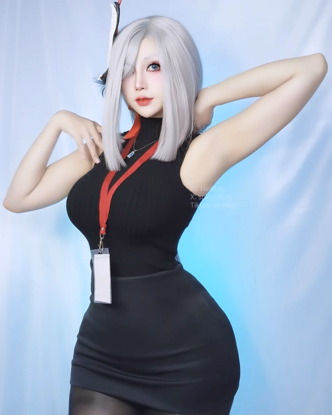 Hiniitaa as Shenhe — cosplay photo 6 of 11