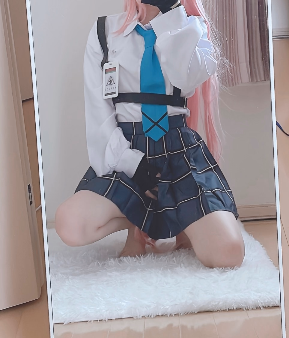 Hinohinoki as Hoshino Takanashi — cosplay photo 26 of 105