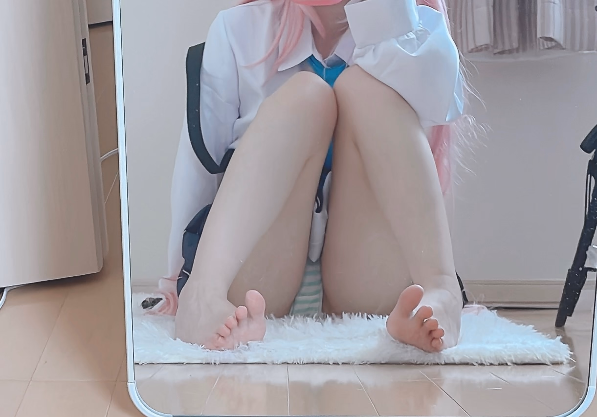 Hinohinoki as Hoshino Takanashi — cosplay photo 35 of 105