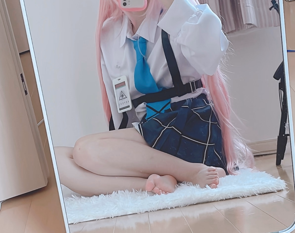 Hinohinoki as Hoshino Takanashi — cosplay photo 37 of 105