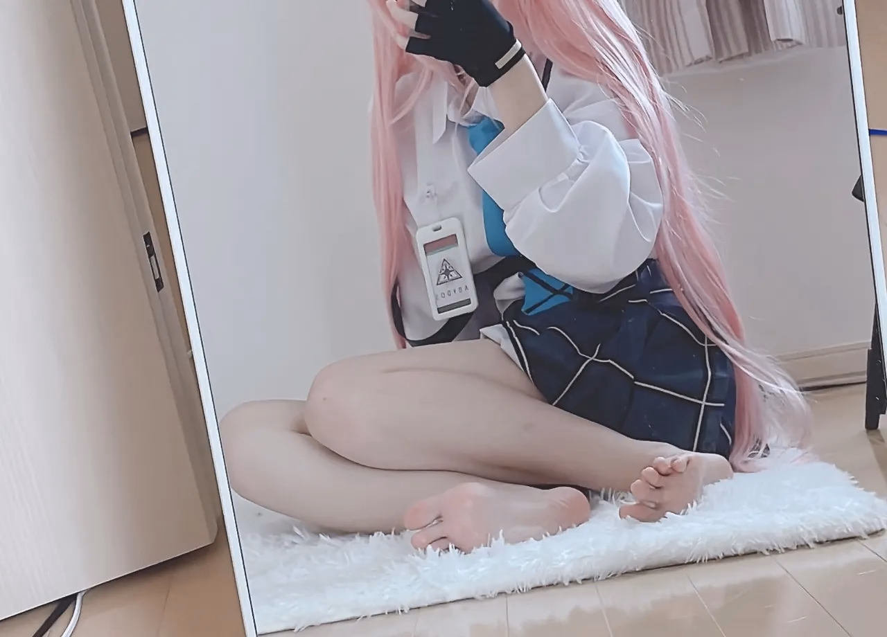 Hinohinoki as Hoshino Takanashi — cosplay photo 39 of 105
