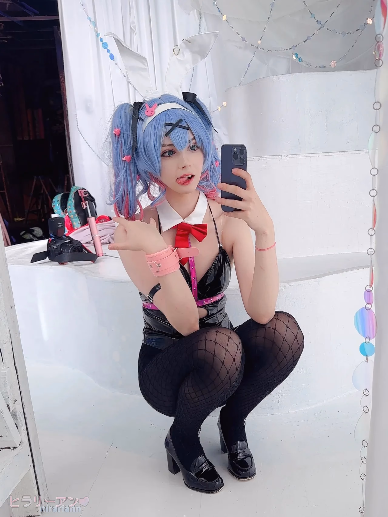 HirariAnn as Hatsune Miku — cosplay photo 168 of 222