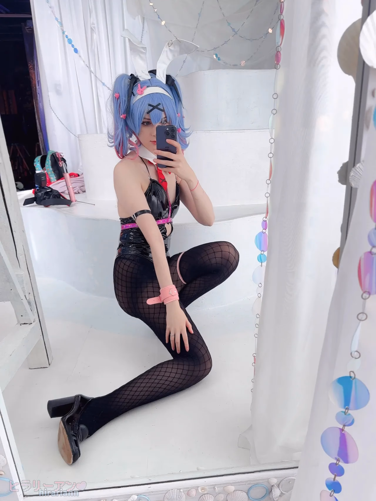 HirariAnn as Hatsune Miku — cosplay photo 171 of 222