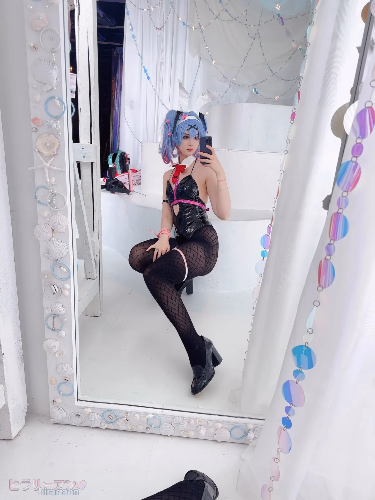 HirariAnn as Hatsune Miku — cosplay photo 179 of 222