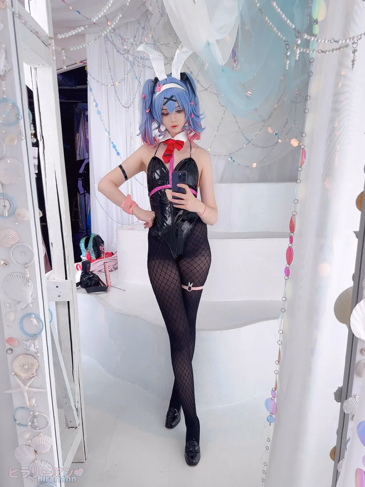 HirariAnn as Hatsune Miku — cosplay photo 190 of 222