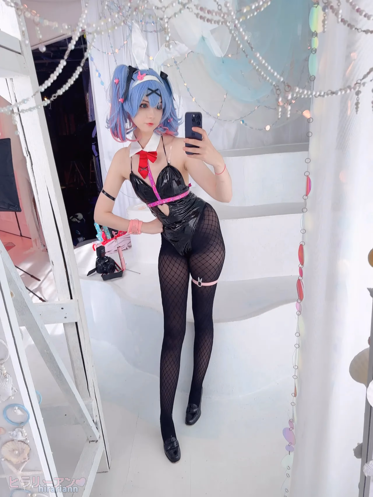 HirariAnn as Hatsune Miku — cosplay photo 191 of 222