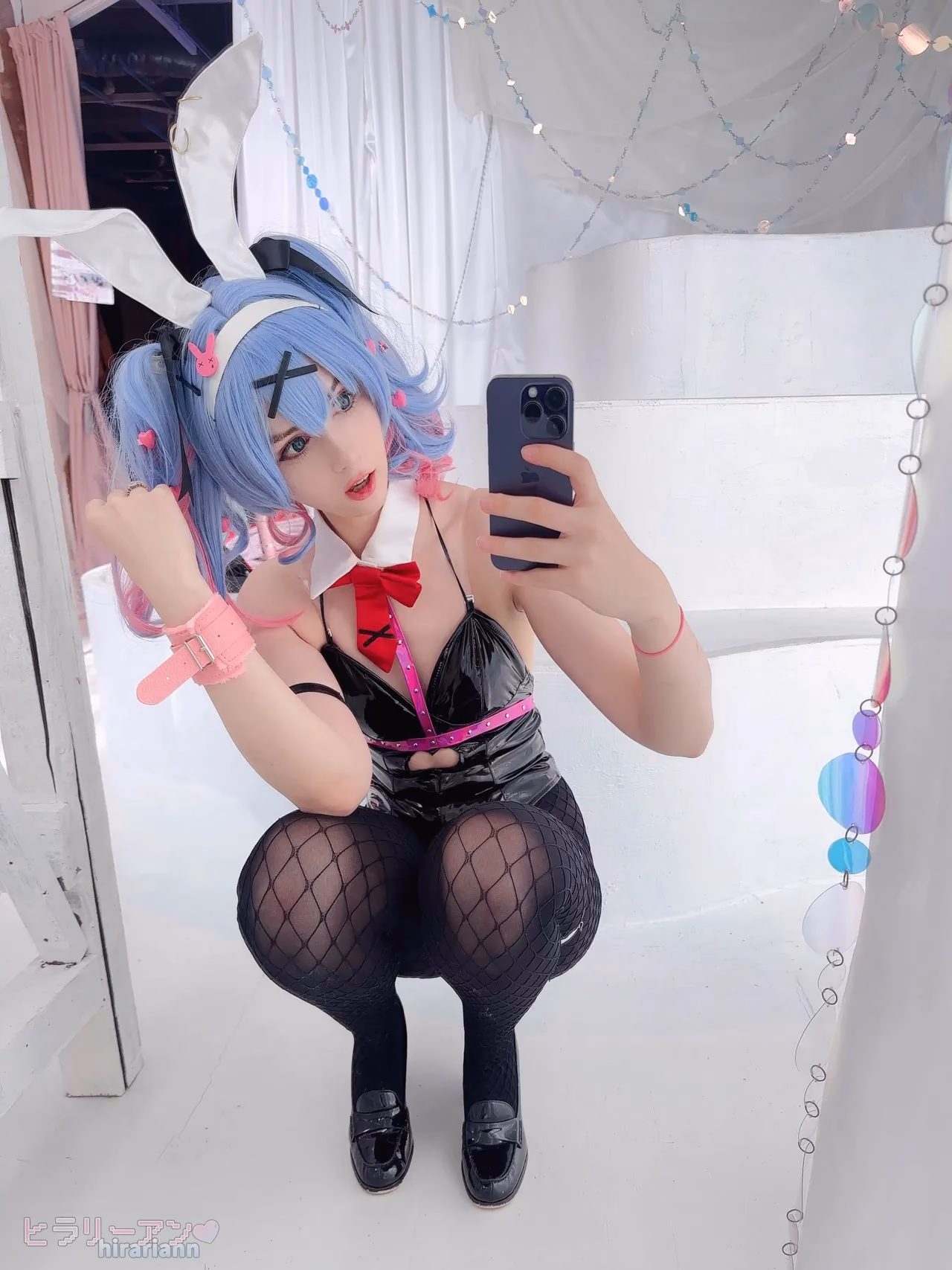 HirariAnn as Hatsune Miku — cosplay photo 196 of 222