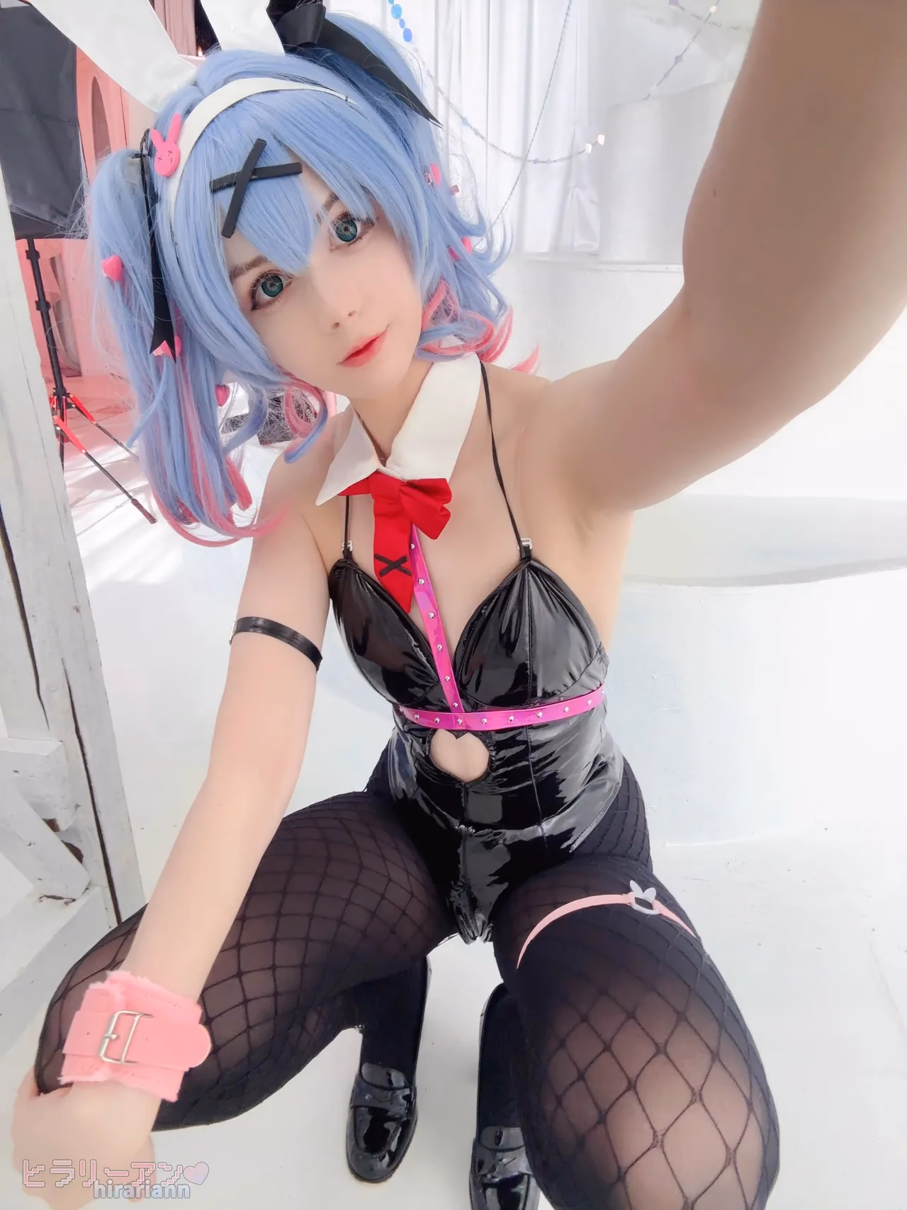 HirariAnn as Hatsune Miku — cosplay photo 208 of 222