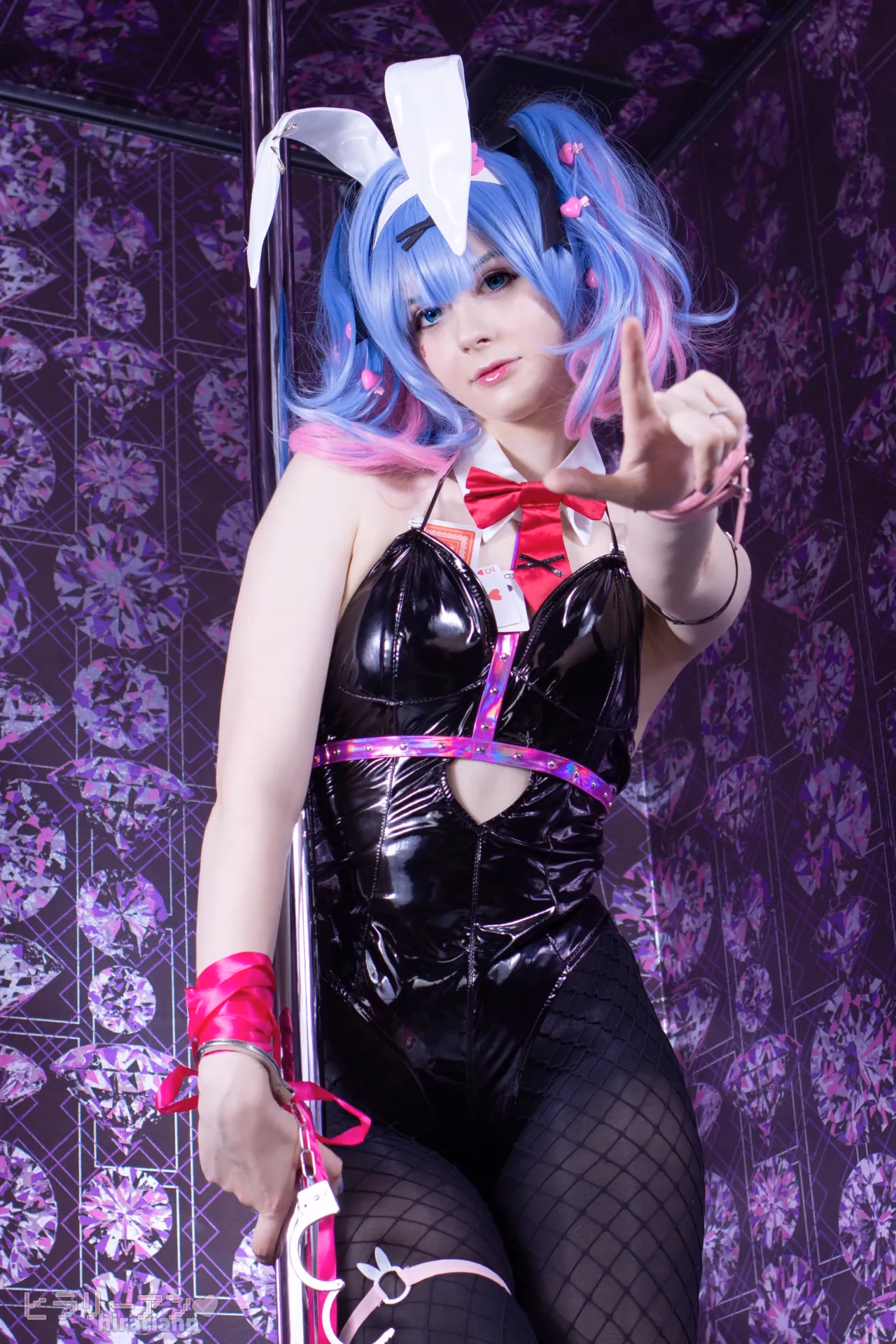 HirariAnn as Hatsune Miku — cosplay photo 39 of 222