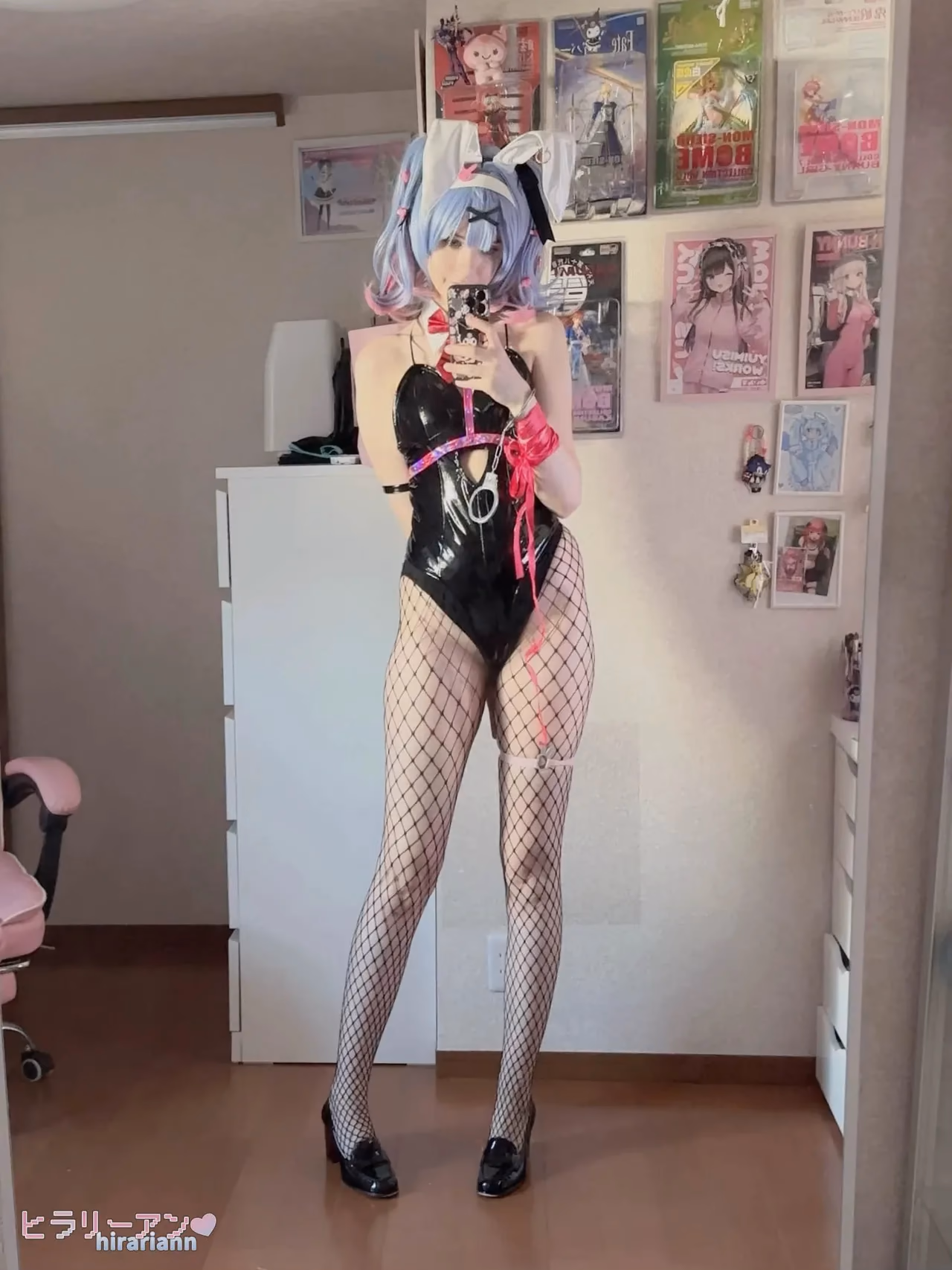 HirariAnn as Hatsune Miku — cosplay photo 86 of 222