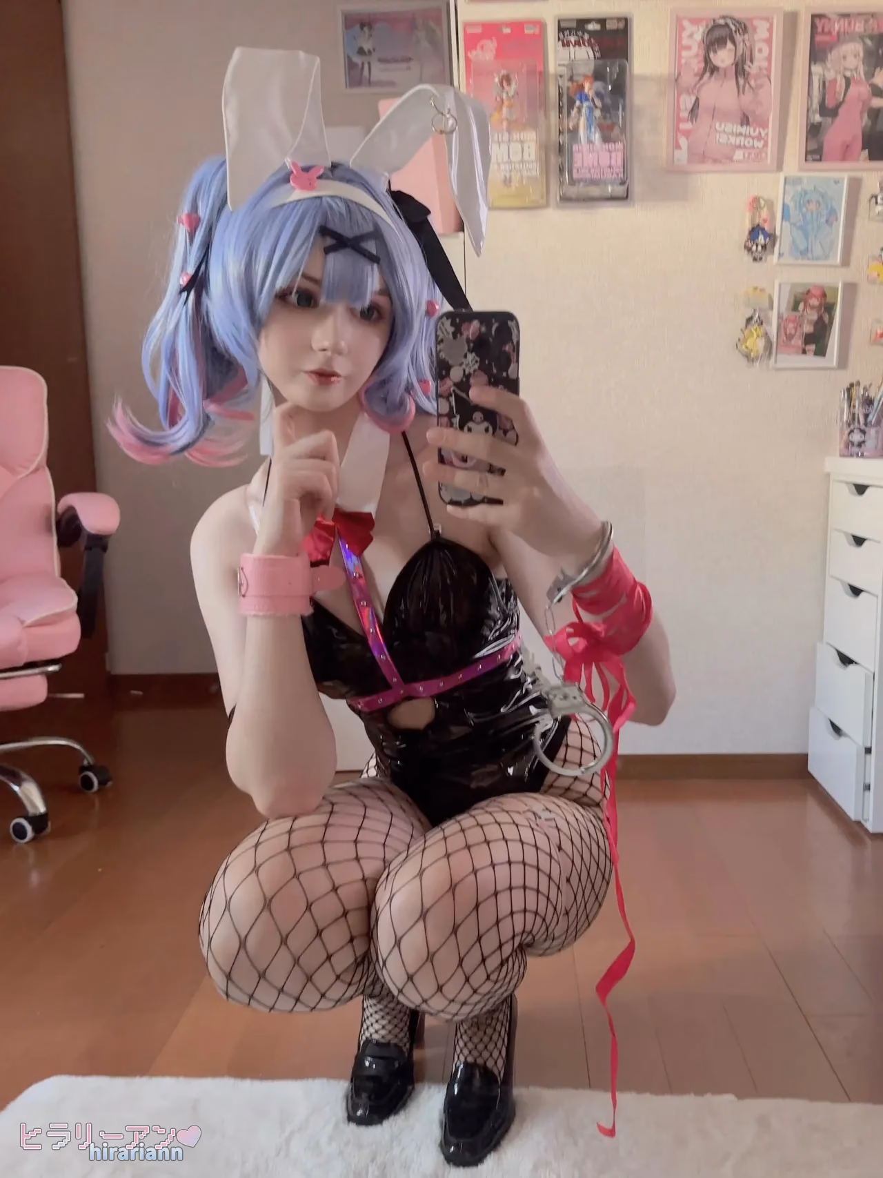 HirariAnn as Hatsune Miku — cosplay photo 87 of 222