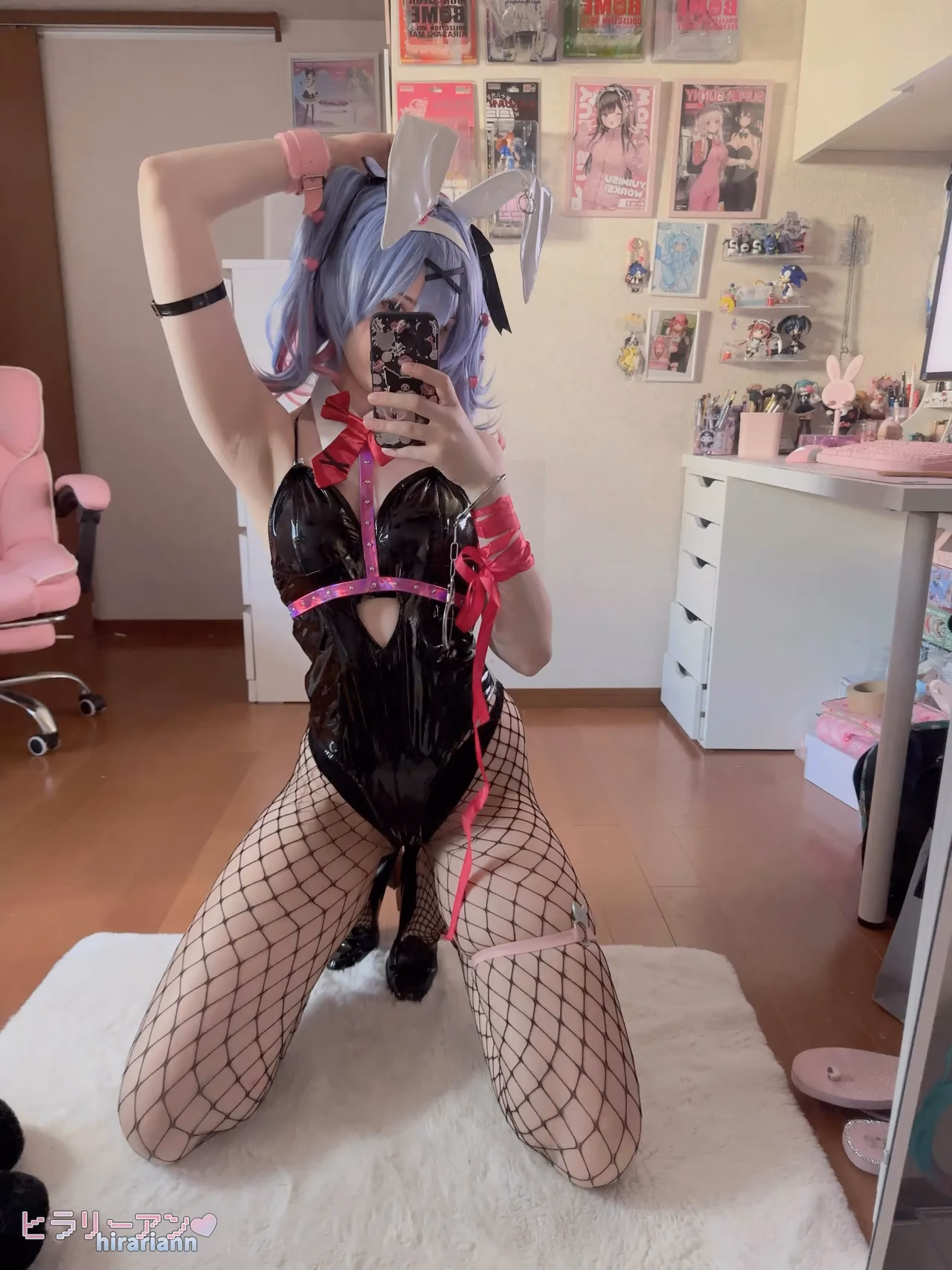 HirariAnn as Hatsune Miku — cosplay photo 93 of 222