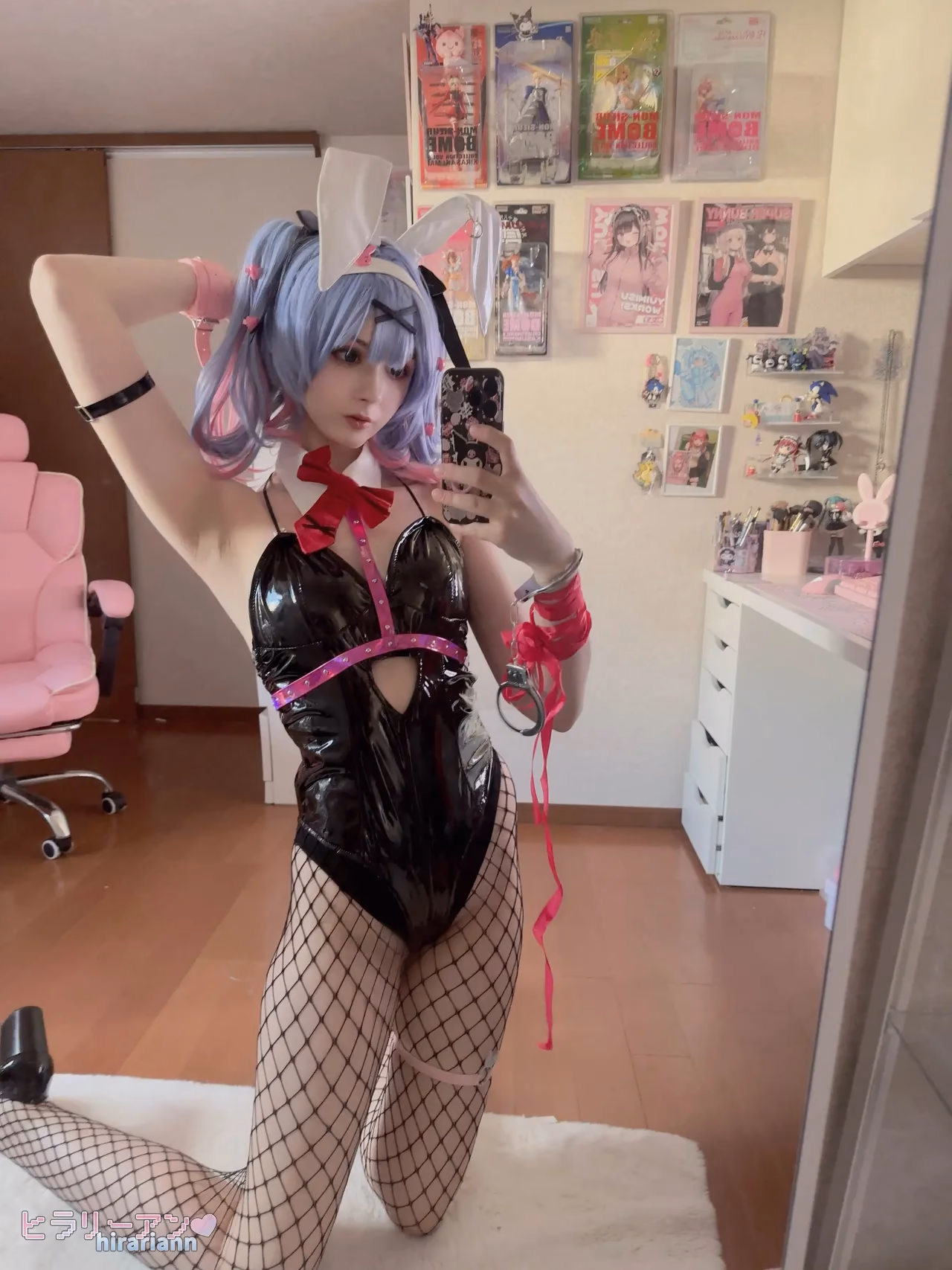 HirariAnn as Hatsune Miku — cosplay photo 94 of 222
