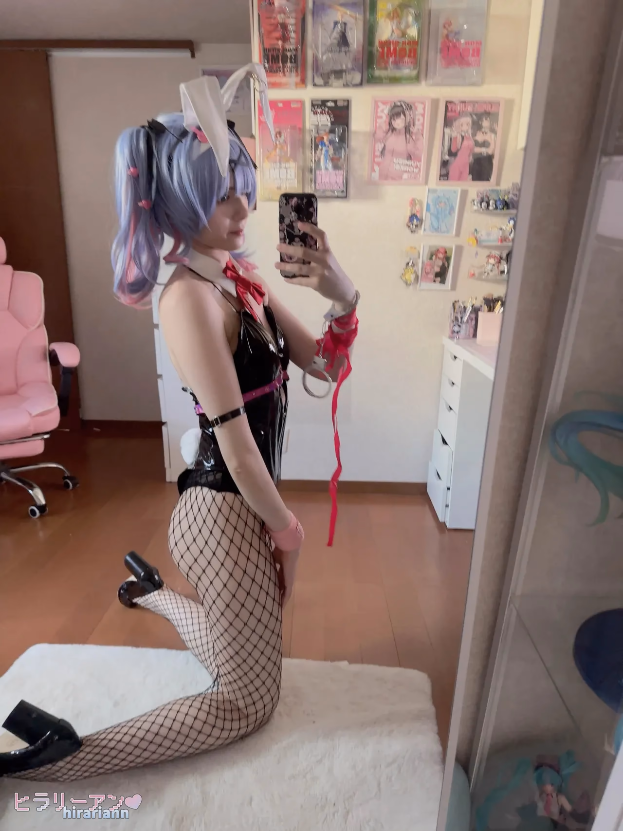 HirariAnn as Hatsune Miku — cosplay photo 95 of 222