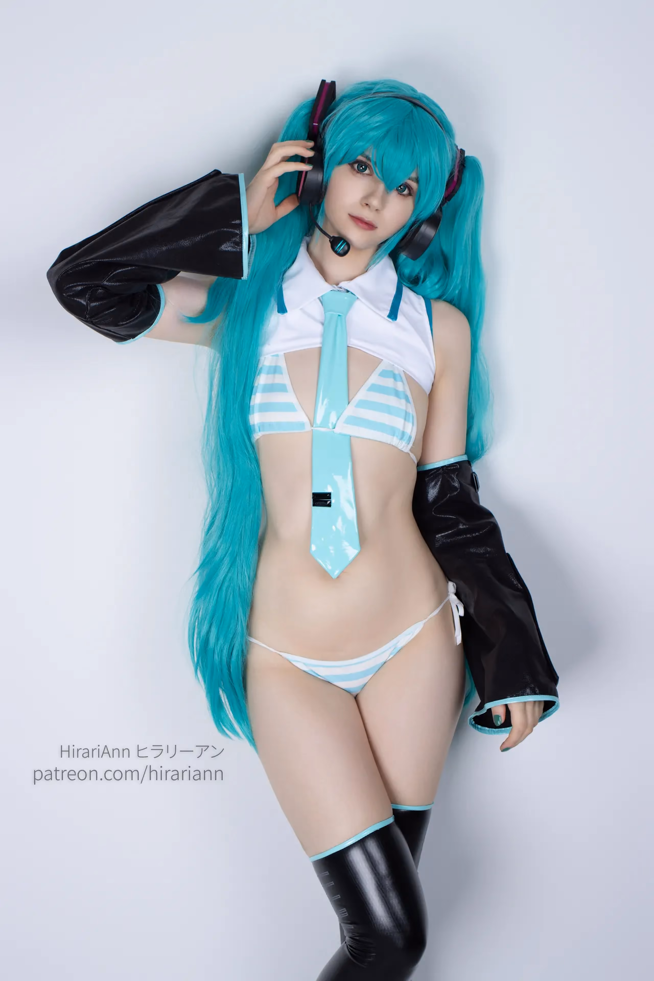 HirariAnn as Hatsune Miku — cosplay photo 67 of 115